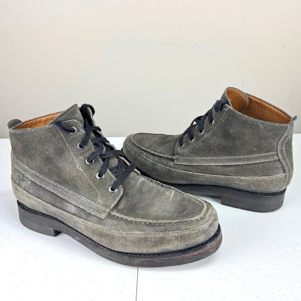 Frye Field Lace Up Chukka Boots Men's size 9.5 Gray Grey Waxed Suede